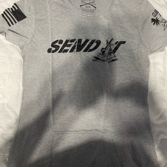 Grunt Style Womens Tee “Send It” brand new size Large - Picture 2 of 3